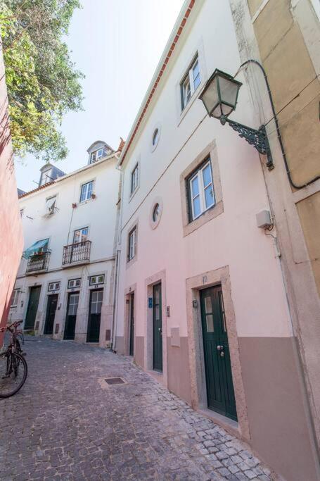 דירות ליסבון Sao Vicente IV - Eco-Flat With French Balcony & View מראה חיצוני תמונה